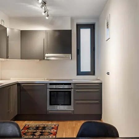 Bright, 2 Rooms, Walking Distance To Centre * Stavanger